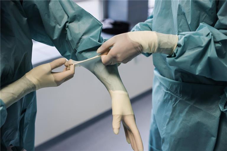 Die Technische Krankenkasse zählte im vergangenen Jahr 6431 Verdachtsfälle auf Behandlungsfehler.
