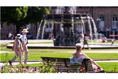 Die Temperaturen in Stuttgart bleiben sommerlich. (Archivbild)