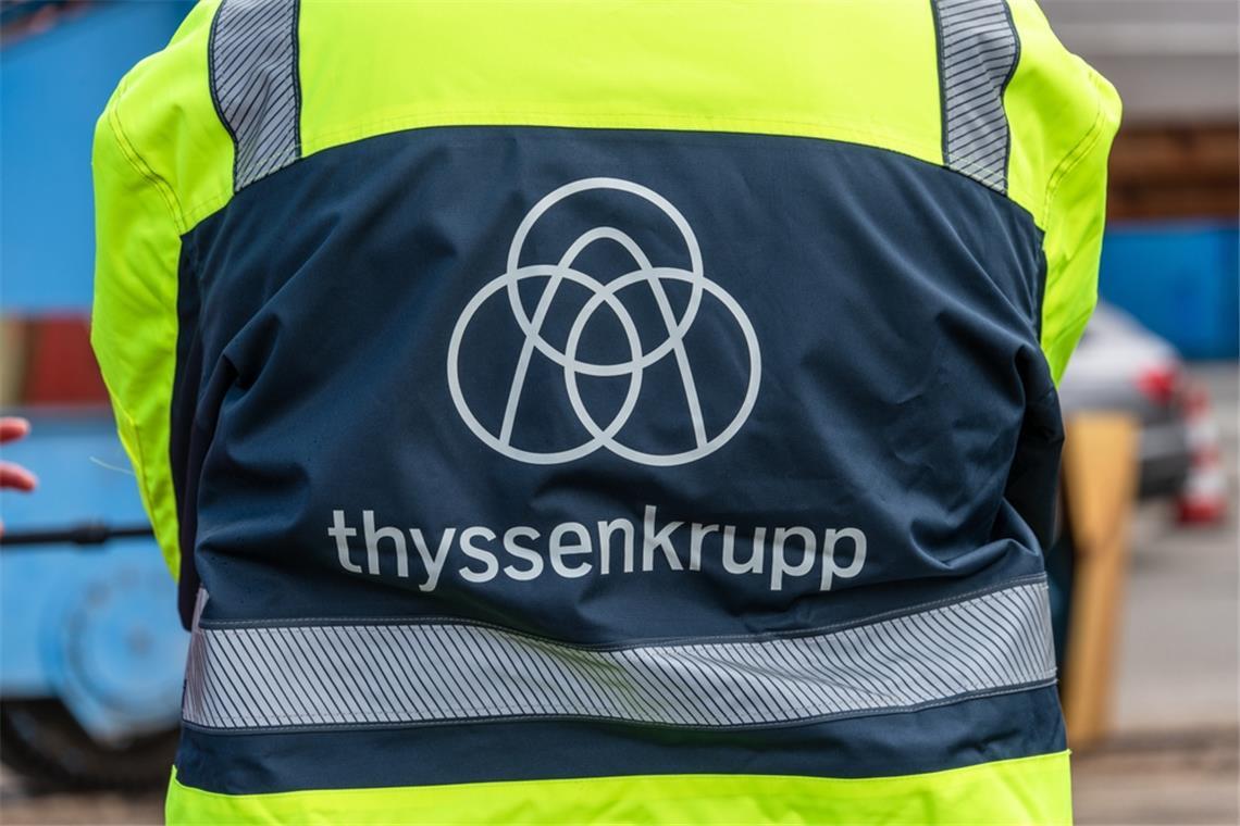 Die ThyssenKrupp-Aktie verliert heute deutlich an Wert. Erfahren Sie, welche Faktoren den Kursrückgang beeinflussen und wie Analysten die Lage bewerten.