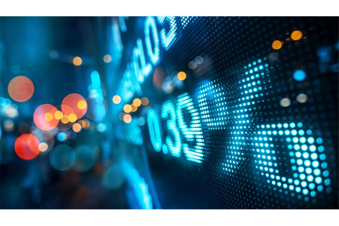 Die TKMS-Aktie steigt um 7 %. Erfahren Sie, wie starke Geschäftszahlen und ein Rekord-Auftragsbestand das Vertrauen der Anleger stärken.