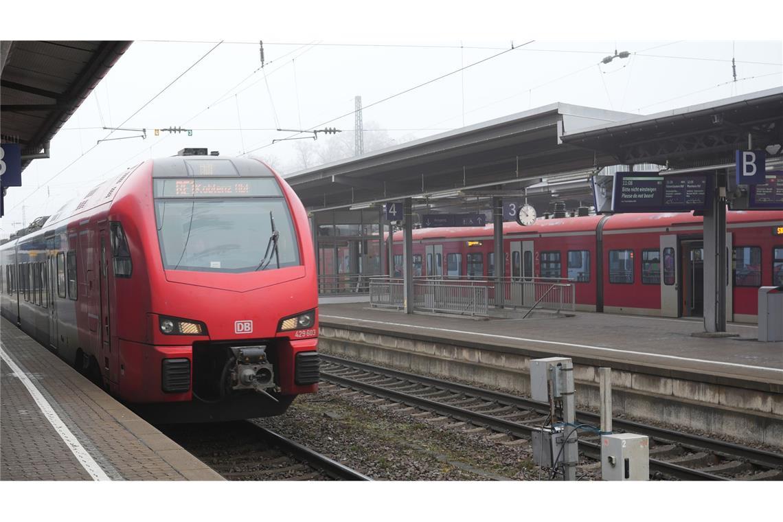 Die tödliche Attacke ereignete sich in einem Regionalexpress in Rheinland-Pfalz. (Archivbild)