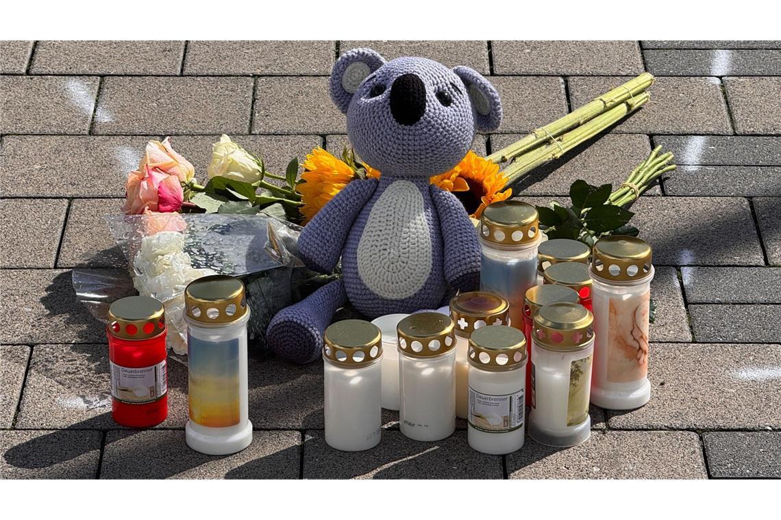 Emotionale Gedenkfeier für überfahrenen Zwölfjährigen Die Trauer in Niedernhall im Hohenlohekreis ist groß.