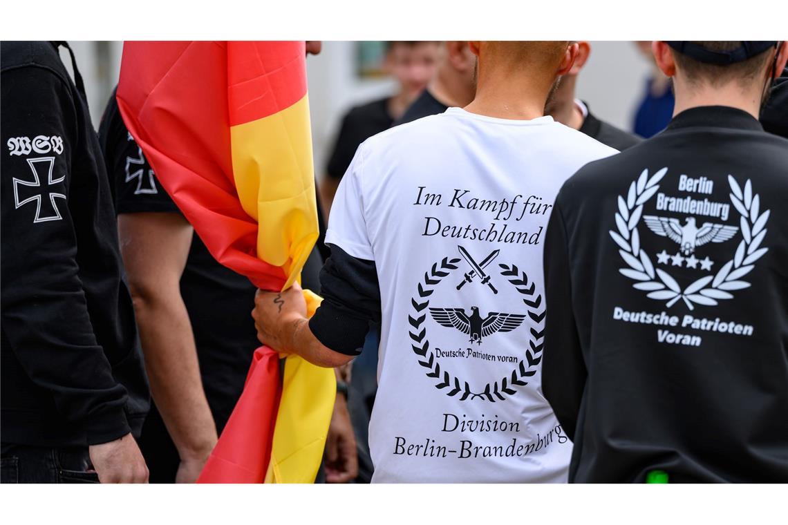 Die Türkische Gemeinde in Deutschland (TGD) fragt angesichts von rechter Gewalt und mit Blick auf die Landtagswahlen im Herbst: Wer kümmert sich um unsere Sicherheit? (Symbolbild)