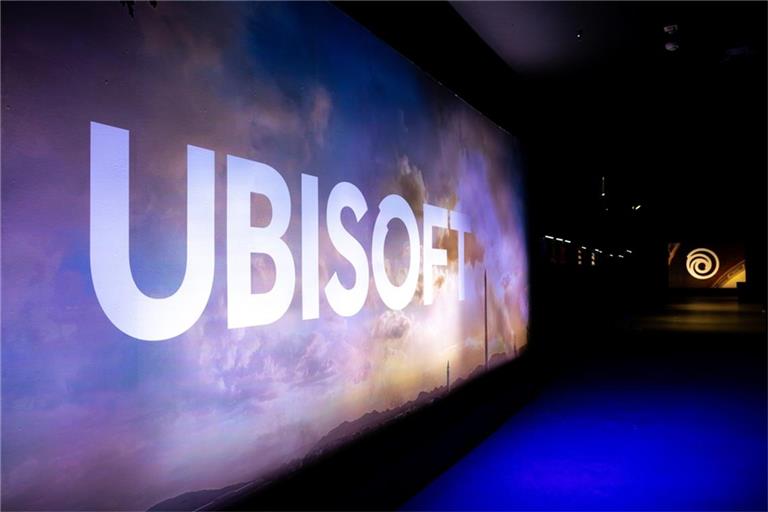 Die Ubisoft-Aktie stürzt nach einer Gewinnwarnung und umfassenden Umstrukturierungen ab. Erfahren Sie mehr über die Hintergründe des Kursrutsches.