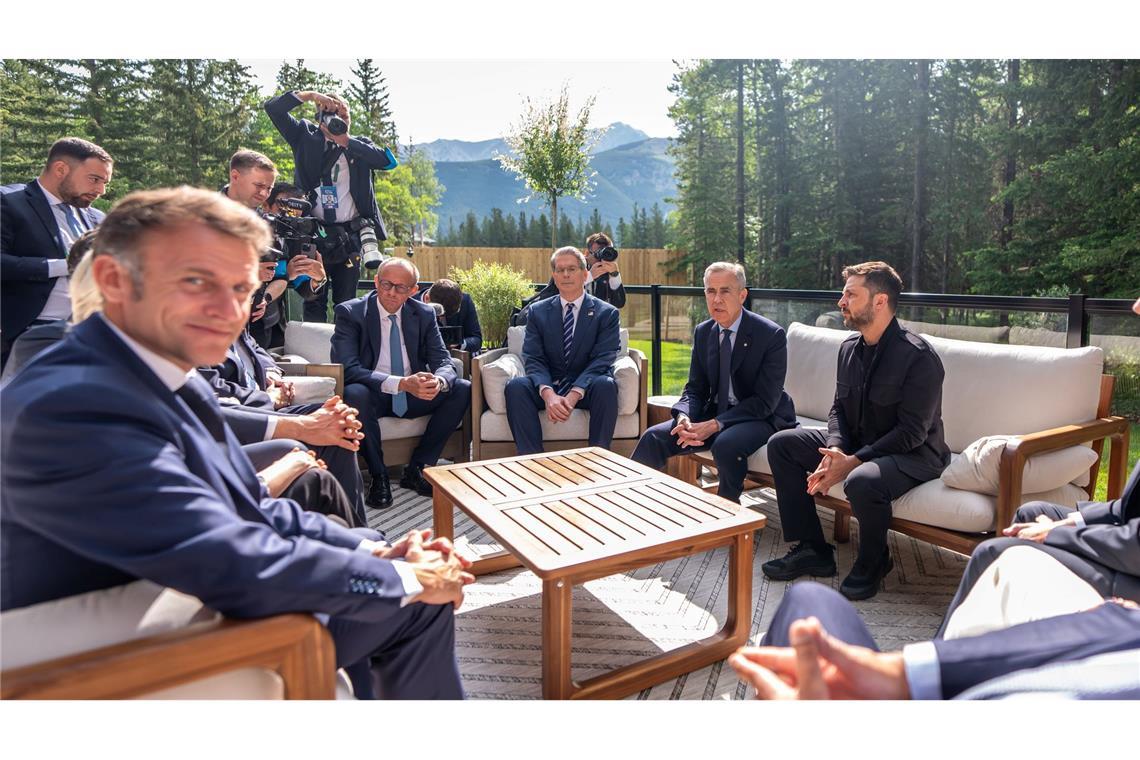 Was beim G7-Gipfel erreicht wurde - und was nicht Die übrigen G7-Mitglieder berieten nach Trumps Abreise mit dem ukrainischen Präsidenten Selenskyj.