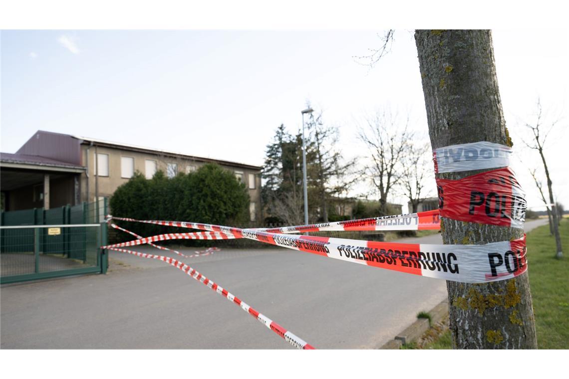 Zwei Tote in einem Güllebecken gefunden Die Umstände geben Rätsel auf – eine rechtsmedizinische Untersuchung läuft.