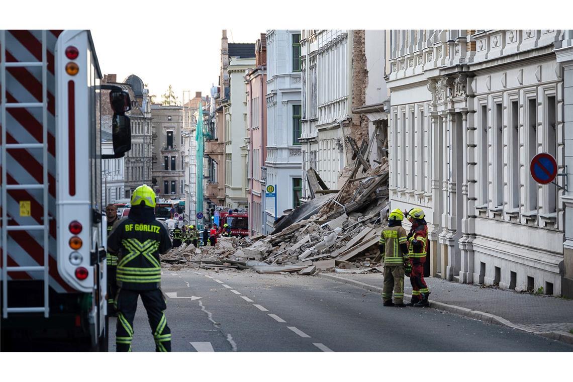 Die Unfallstelle musste zunächst abgesichert werden.