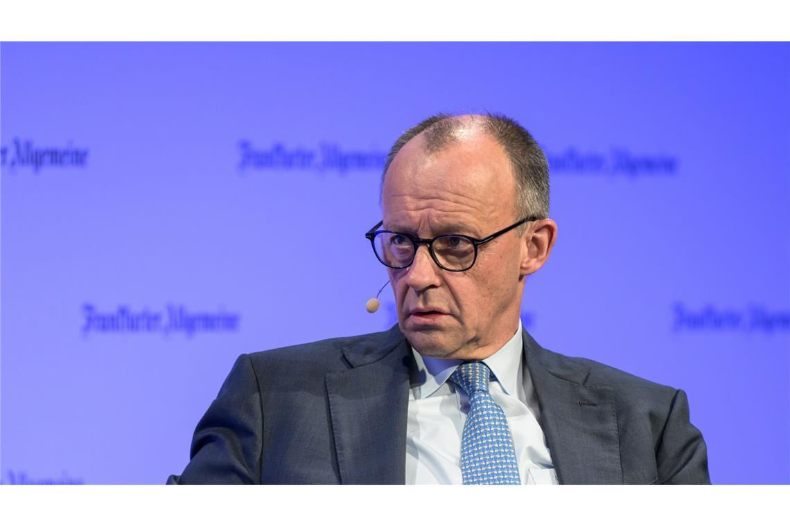 Die Union  (im Bild CDU-Kanzler Friedrich Merz)  hat einer neuen Umfrage zufolge an Zustimmung bei den Wählern eingebüßt.