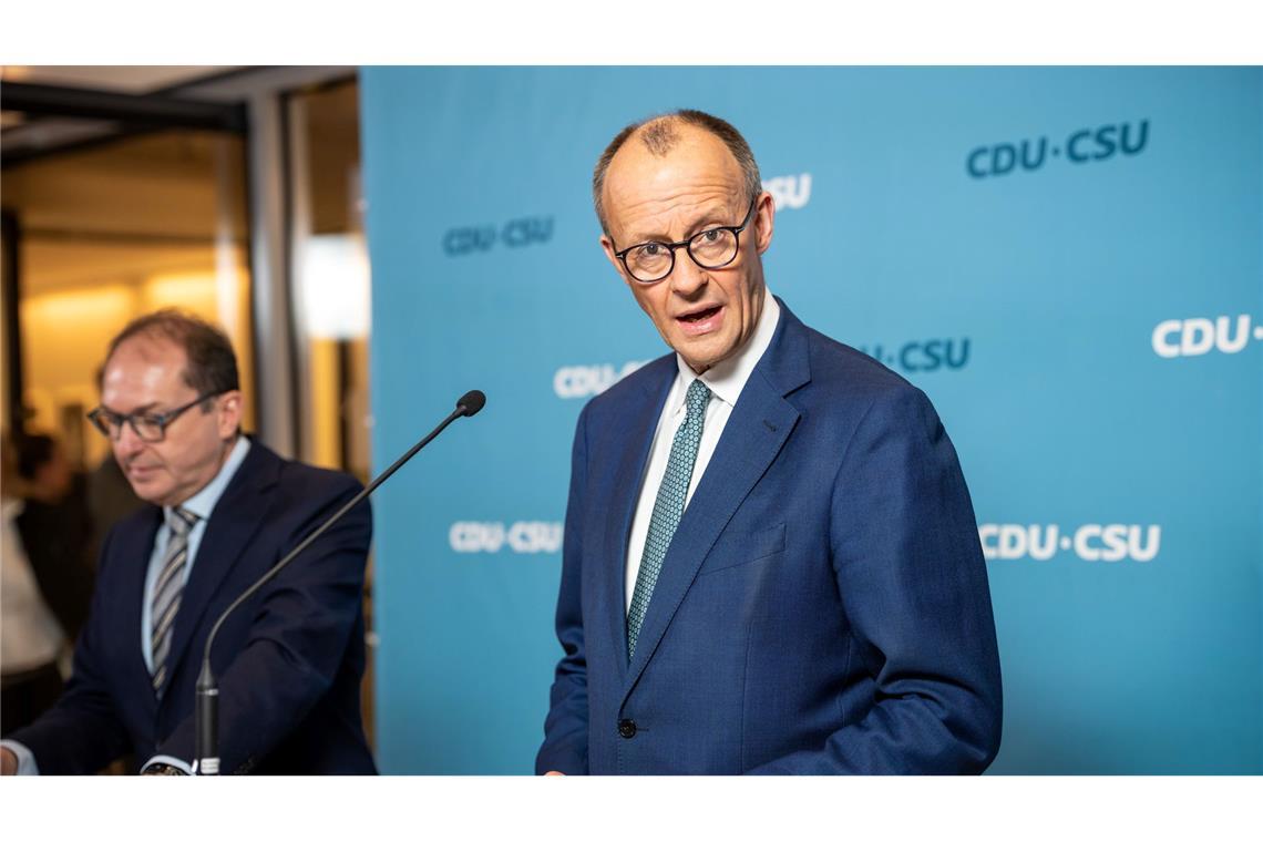 Worum es im Streit um die Migrationspolitik geht Die Union möchte sich zu aktuellen Migrationsthemen mit zwei Anträgen und einem Gesetzentwurf im Bundestag positionieren.