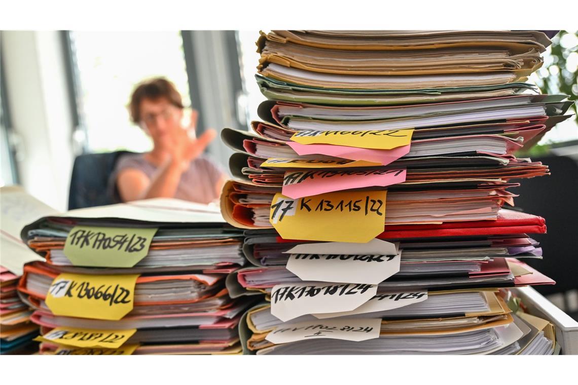 Die Unternehmen stöhnen unter zu viele Bürokratie. Die EU arbeitet nun daran, dass der Vorgabendschungel gelichtet wird.