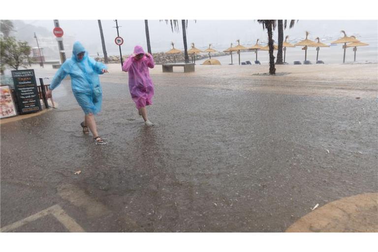 Die Unwetter, die Mallorca heimgesucht haben, ziehen jetzt in Richtung Italien.