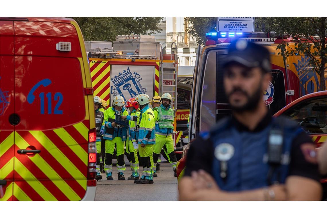 Vier Tote nach Gebäudeeinsturz in Madrid Die Ursache des Unglücks blieb zunächst unklar.