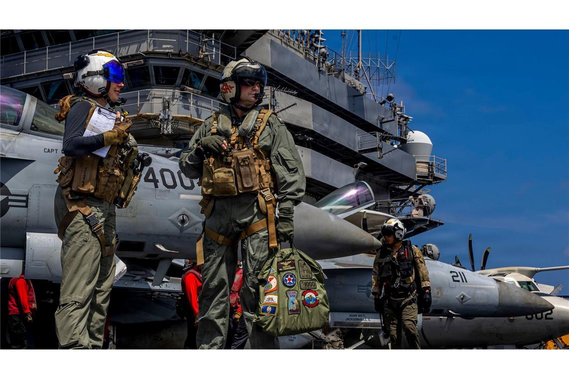 Die USA haben ihre Militärpräsenz in Nahost mit dem Flugzeugträger "USS Abraham Lincoln" verstärkt. (Archivbild)