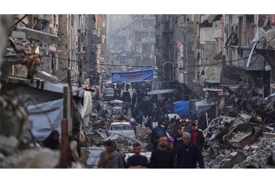 Proteste in Gaza und Israel - Neuer Anlauf für Waffenruhe Die Vermittlerstaaten bemühen sich um eine neue Waffenruhe im zerstörten Gazastreifen. (Archivbild)