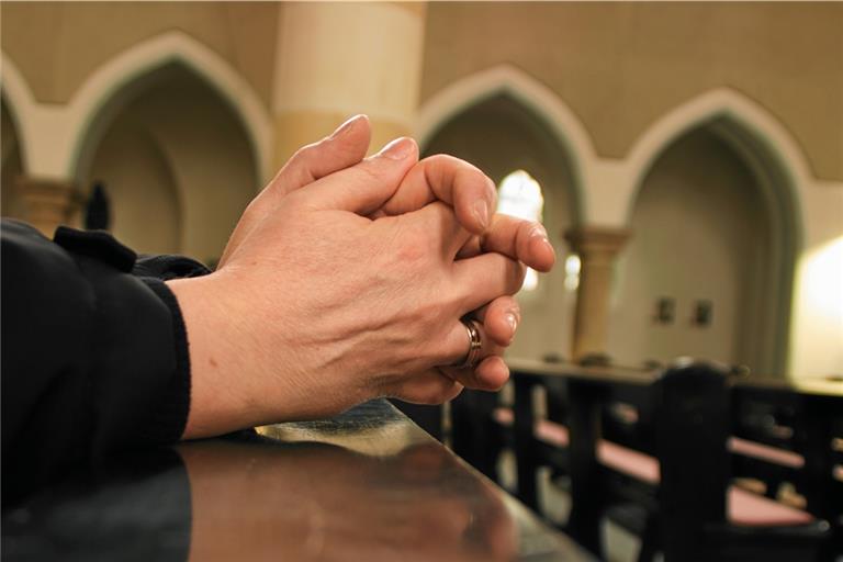 Die Vertreter des Dekanatsrats Rems-Murr forderten tätige Reue der Kirche und rasche Änderungen von kirchlichen Strukturen und systemischen Fehlern. Foto: Adobe Stock/Joerg Sabel