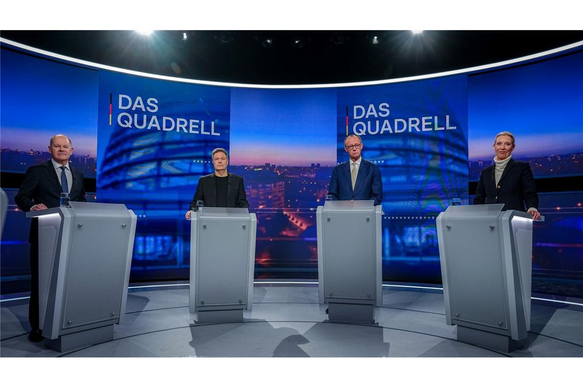 Migration und Dschungelcamp: Kanzlerkandidaten in TV-Runde Die vier Kanzlerkandidaten von SPD, Union, Grünen und AfD streiten über Migration, Inflation, Energiekosten und andere Themen.