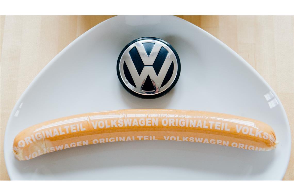 VW erreicht Absatzrekord - bei der Currywurst Die VW-Currywurst ist nicht nur in den Werkskantinen erhältlich, sondern auch in vielen Supermärkten. (Archivfoto)
