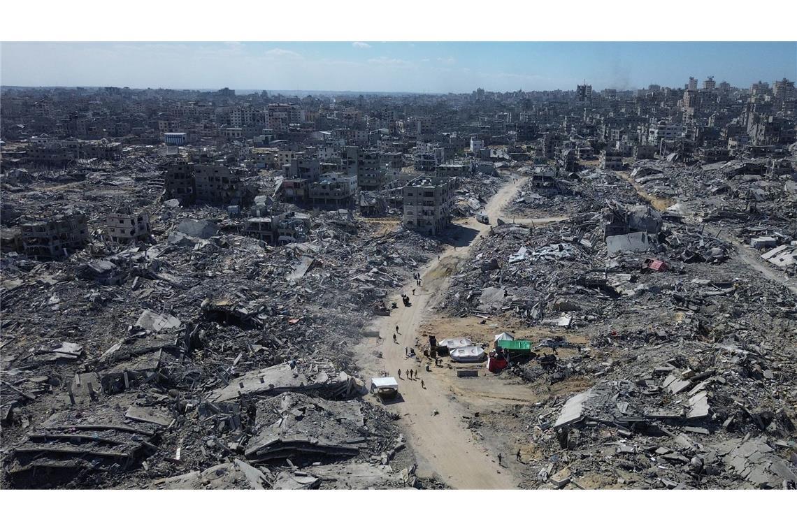 Weitere mutmaßliche Geisel-Leiche an Israel übergeben Die Waffenruhe im weitgehend zerstörten Gazastreifen gilt als fragil. (Archivbild)