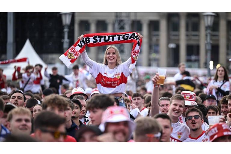 Die Wiederauferstehung des VfB sorgt für gute Laune - nicht nur bei den eingefleischten Fans.