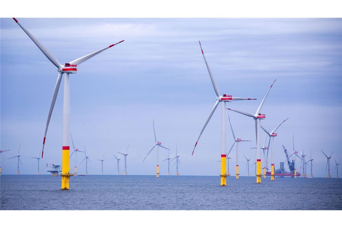Die Windparks in der Ostsee produzierten nach Angaben des Netzbetreibers 50Hertz im vergangenen Jahr etwa zehn Prozent mehr Strom als im Jahr zuvor. (Archivbild)