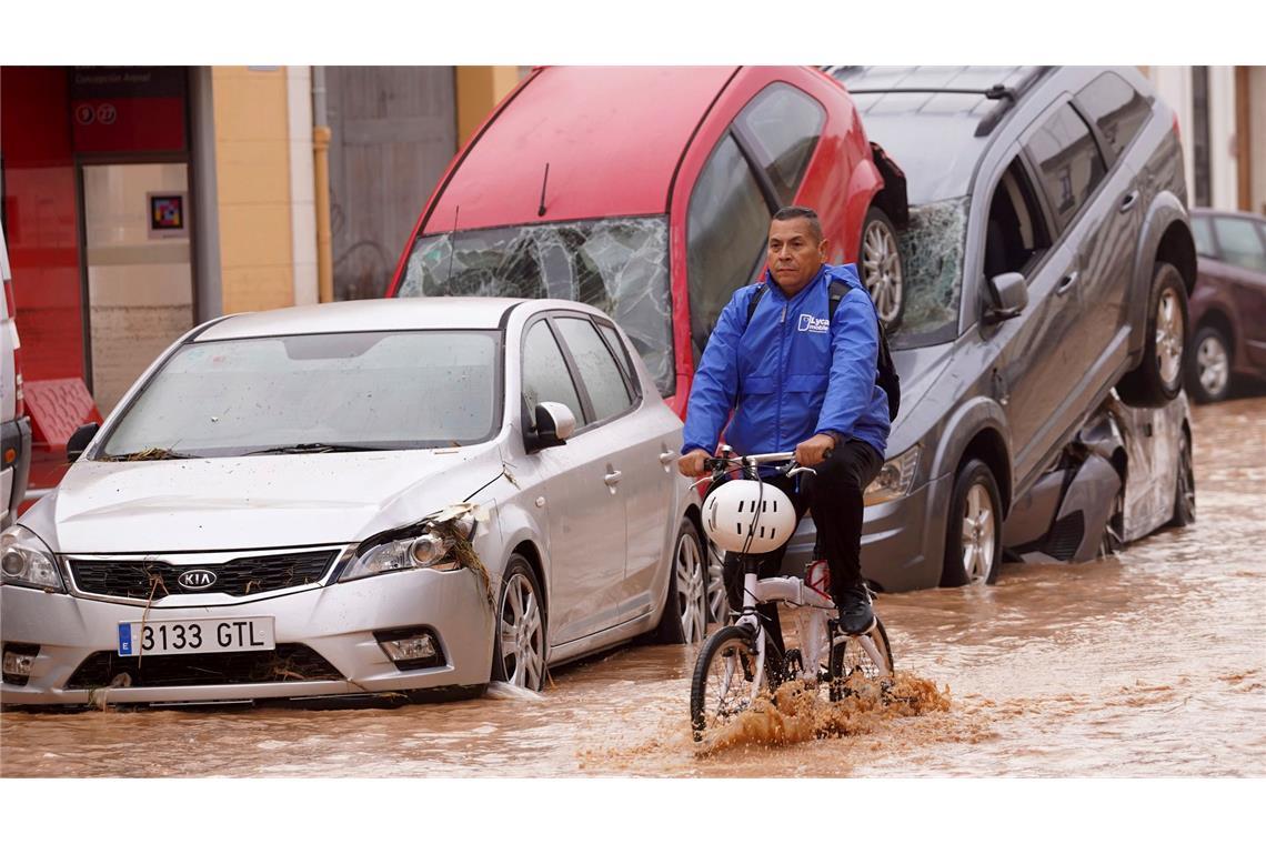 Die wirtschaftlichen Schäden werden auf 17 bis 18 Milliarden Euro geschätzt. (Archivbild)
