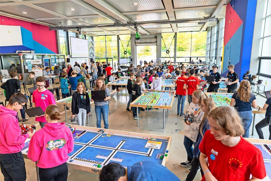 Wettbewerb für Kinder und Jugendliche Die World Robot Olympiad ist eine öffentliche Veranstaltung.