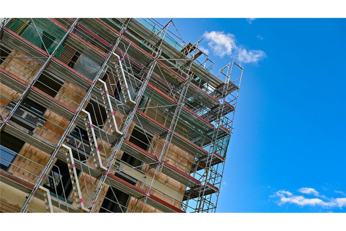 Die Zahl der Baugenehmigungen in Deutschland steigt wieder. (Archivbild)