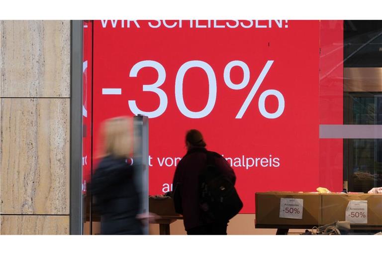 Die Zahl der Schließungen im Einzelhandel übersteigt die der Neueröffnungen deutlich.