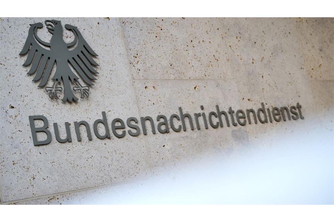 Die Zentrale des Bundesnachrichtendienstes in Berlin. Die Regierung möchte die Geheimdienste stärken, um gegen Spionage in Deutschland vorzugehen.
