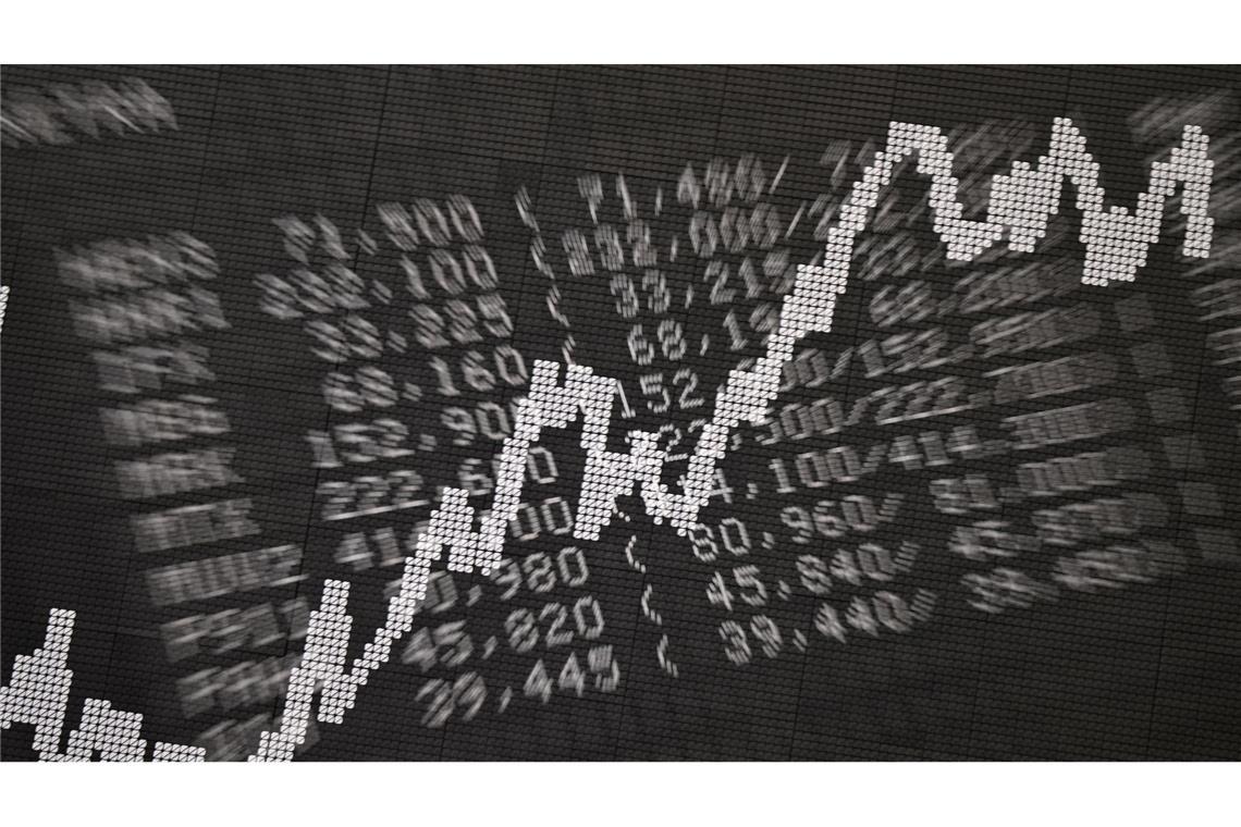 Dax schwächelt vor Trump-Zollbekanntgabe Die Zollankündigungen wirken sich auf den Dax aus. (Symbolbild)
