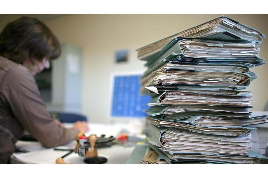 78 Prozent der Arbeitnehmer machen „Dienst nach Vorschrift“ „Dienst nach Vorschrift“ machen inzwischen der Studie zufolge 78 Prozent der Arbeitnehmer. 2023 lag dieser Anteil noch bei 67 Prozent.