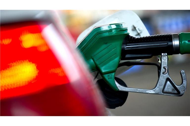 Diesel ist derzeit in Bayern am teuersten, Benzin in Sachsen. (Archivbild)