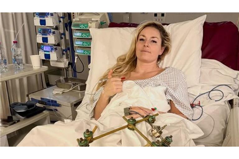 Dieses Foto postete Lindsey Vonn am Mittwoch aus dem Krankenhaus.