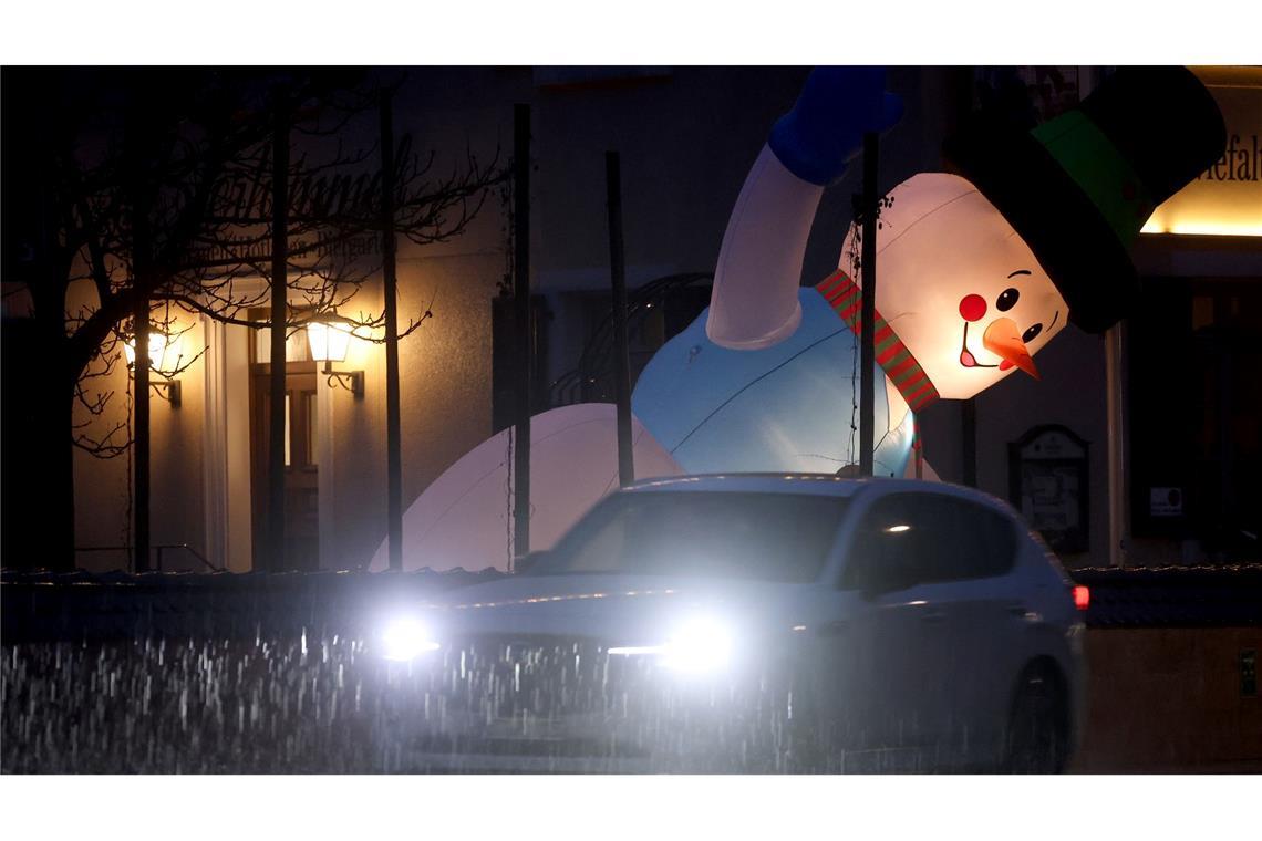 Alpen an Weihnachten dick verschneit Dieses Jahr gibt es weiße Weihnachten - aber nur in den Höhenlagen.