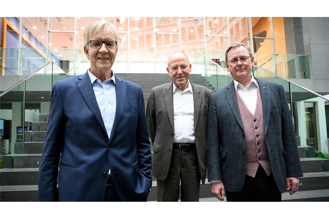 Mit "Mission Silberlocke" will Linke wieder in den Bundestag Dietmar Bartsch, Gregor Gysi und Bodo Ramelow bewerben sich um Direktmandate im Bundestag.