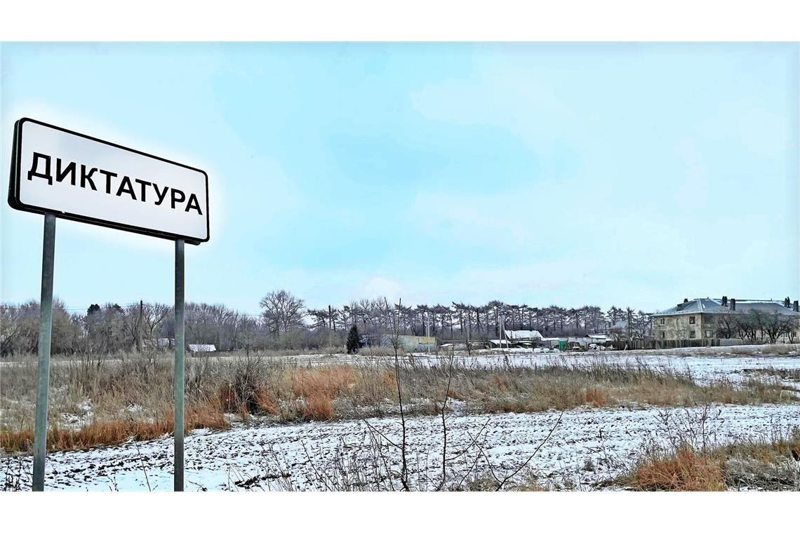 Ein Dorf namens Diktatura Diktatura: Ein Ort, wie es ihn so viele gibt quer durch Russland. Ein paar hundert Seelen, viel Land, viel Wald, viel Wiese.