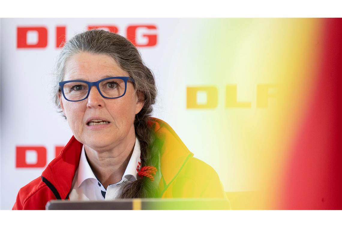 Dem Tod entronnen - DLRG rettet über 1.400 Menschenleben DLRG-Präsidentin Ute Vogt: "Wir wollen niemandem die Freude am Wasser trüben, aber seien Sie umsichtig."