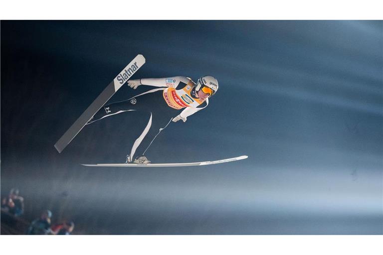 Domen Prevc ist der Sieg bei der Vierschanzentournee kaum noch zu nehmen.