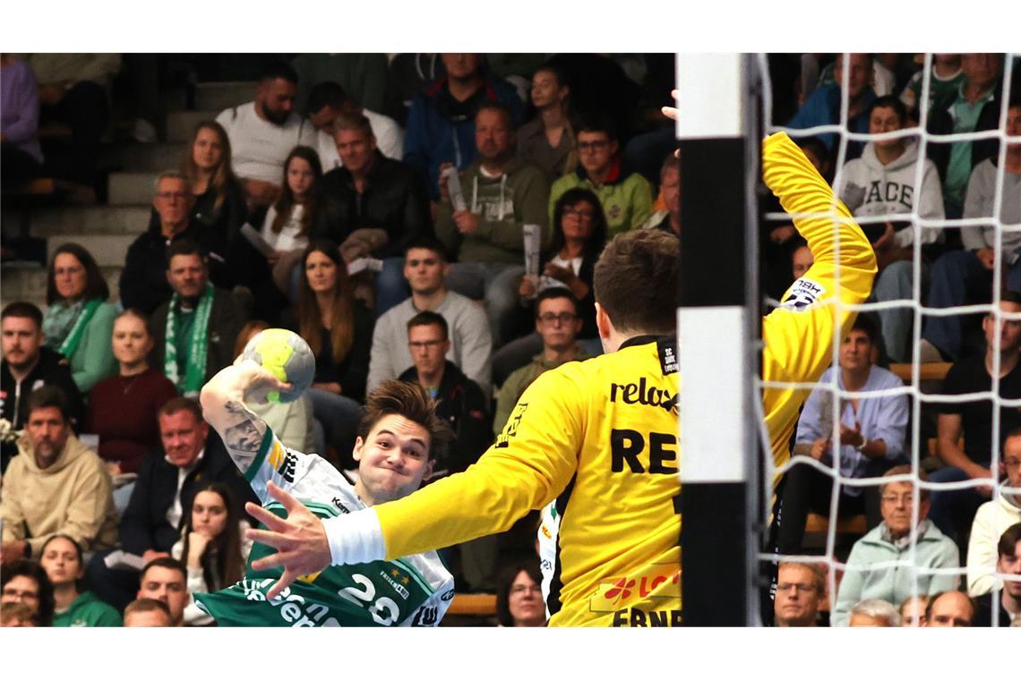 Bittere Pille – Frisch Auf Göppingen verspielt Heimspiel gegen SC DHfK Leipzig Domenico Ebner war in der Endphase kaum zu überwinden.