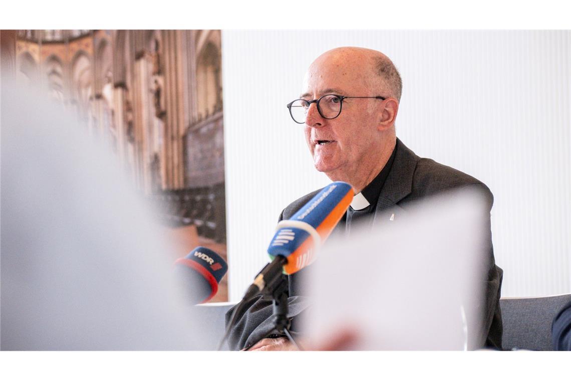 Domprobst Guido Assmann verteidigte bei der Pressekonferenz die neuen Eintrittspreise.