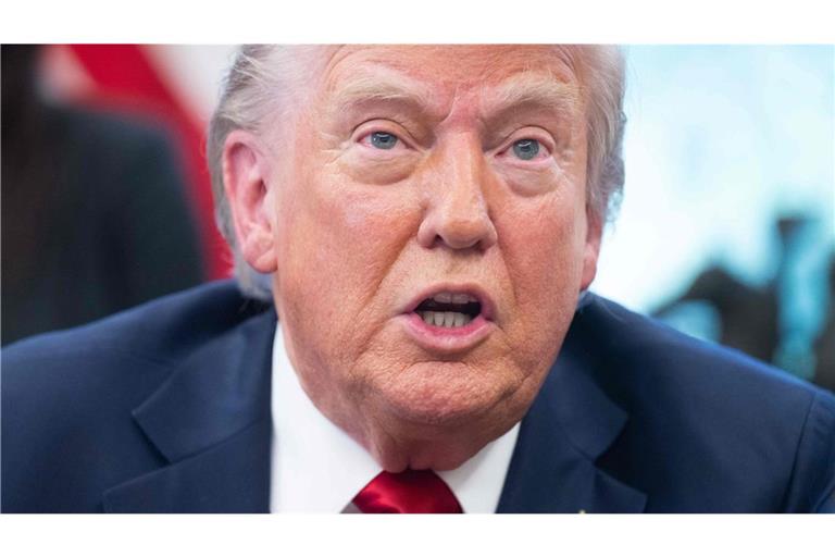 Donald Trump ärgert sich über die nächtlichen Raketenangriffe Russlands. (Archivbild)