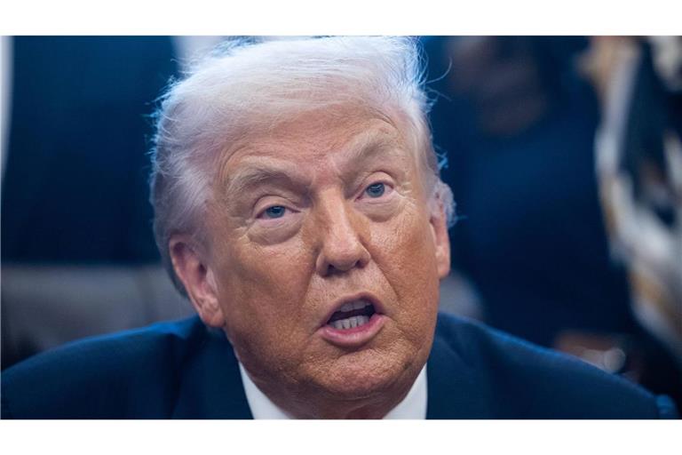 Donald Trump dringt auf einen Machtwechsel im Iran (Archivbild).