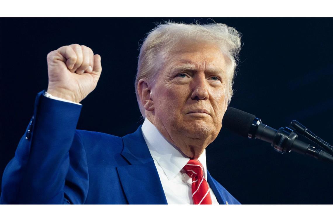 Trump sieht Besitz durch die USA als „absolut notwendig“ an Donald Trump meldet außenpolitische Ansprüche der USA an.