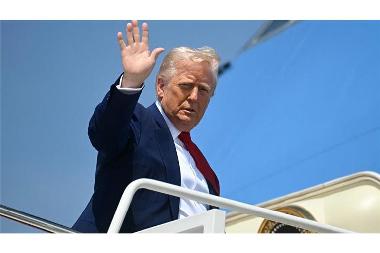 Donald Trump stimmte einer Erleichterung der Zölle für Autobauer zu.