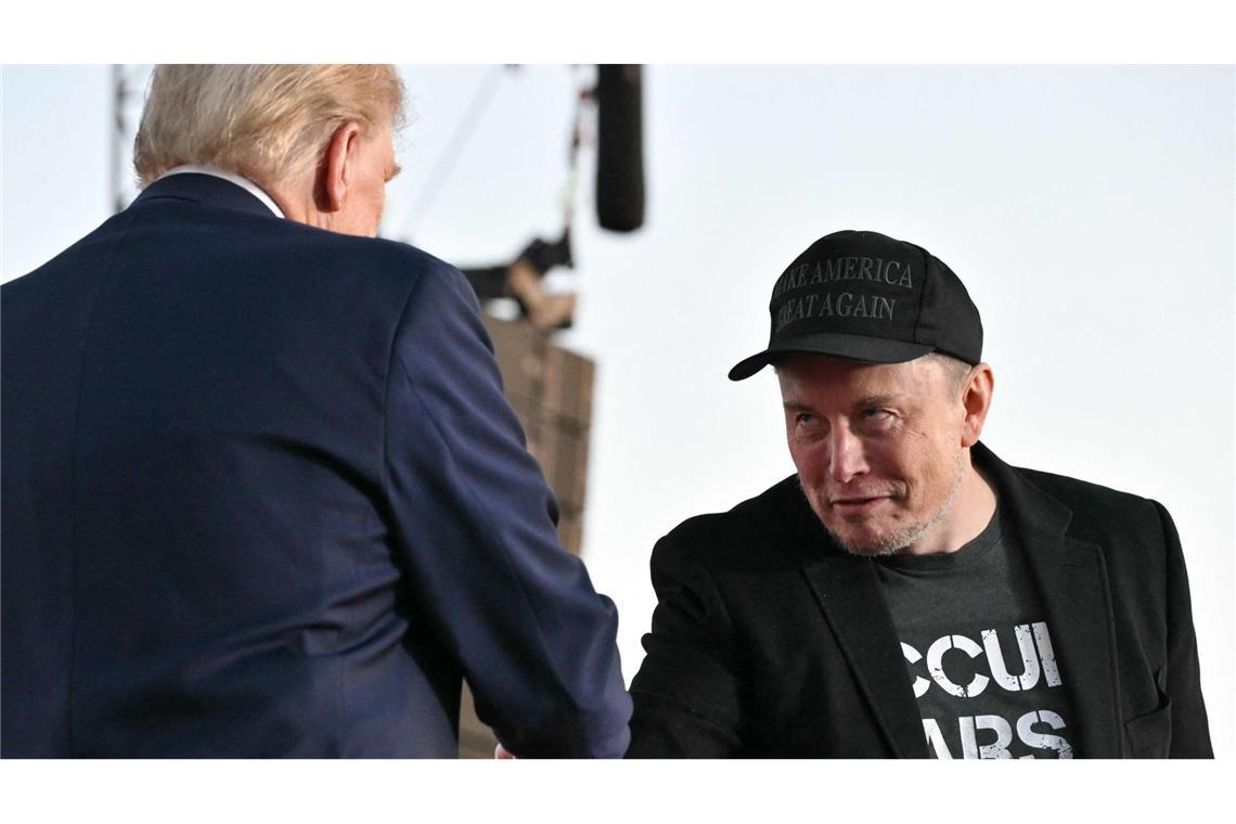 Trump und Musk könnten sich ins Gehege kommen Donald Trump und Elon Musk: Zwei große Egos treffen aufeinander. (Archivbild)