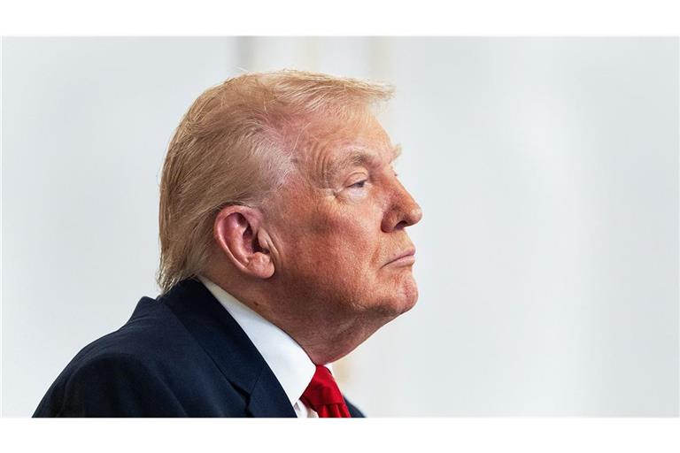 Donald Trump will die meisten Dekrete seines Vorgängers Joe Biden aufheben.