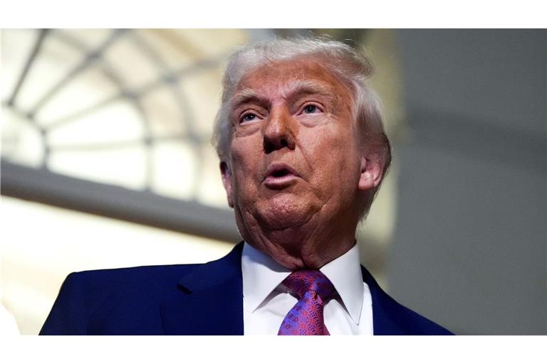 Donald Trump will die Wirtschaft mit teuren Steuersenkungen ankurbeln. (Archivbild)