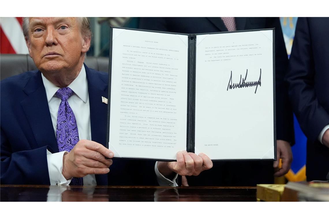Donald Trump will KI-Gesetze einzelner Bundesstaaten eindämmen. (Archivbild)