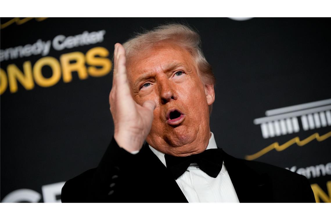 Donald Trump will mitentscheiden bei den Übernahmeplänen von Netflix für das Hollywood-Studio Warner Brothers.