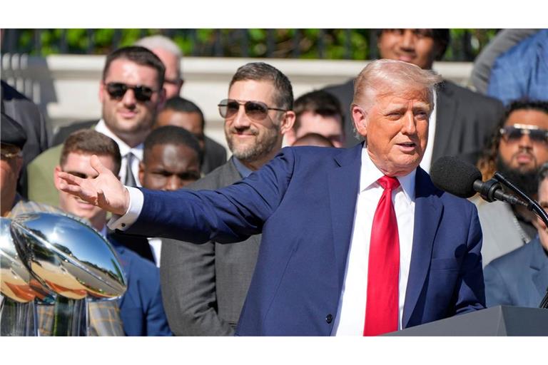 Donald Trump würdigte die Eagles für ihren Sieg im Super Bowl.